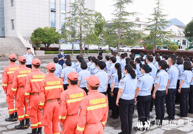 杨名中队长讲评演练情况 杨名中队长讲评演练情况