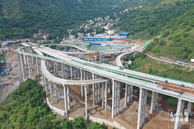 大永高速顺田隧道双线贯通!永善年底将告别无高速路历史 申时勋 通讯员 王朝元 韩世江 李昕馨 摄