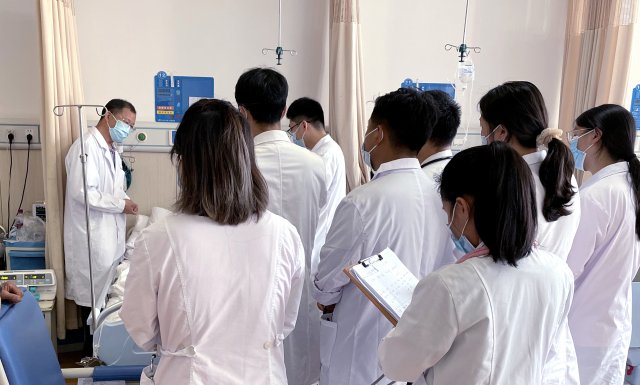 出现高反休息下就好了？当心危及生命！（大理大学第一附属医院供图）