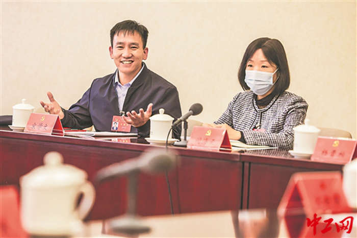 177257_4096x10000 177257_4096x10000