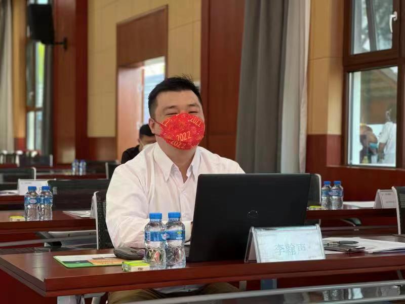 067265fd85390b6e8100936a99c04e2