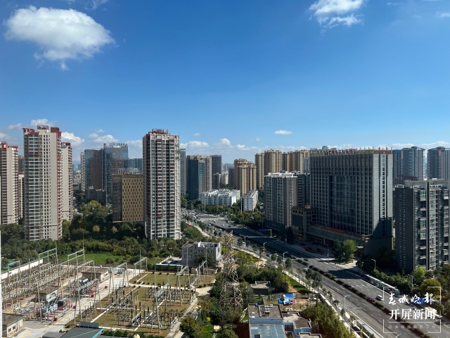 晴天(春城晚报-开屏新闻记者 何晓宇 摄)