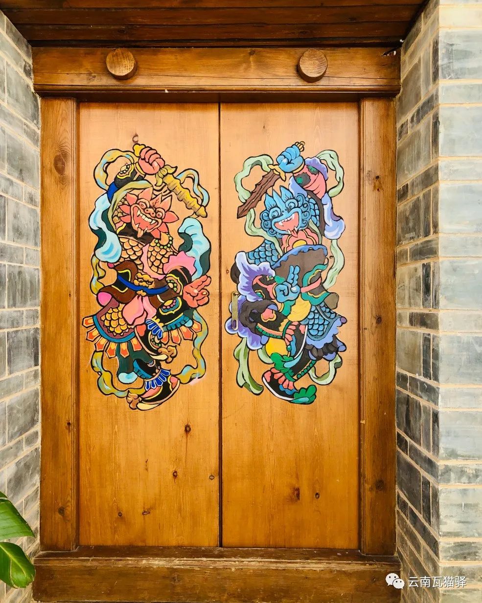 7b2a1ff801b60422451ad5f8101f56c.jpg 图片