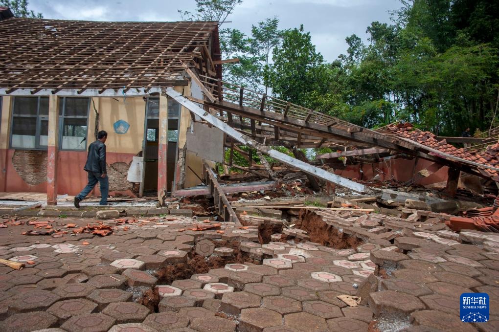 20240305357357f08db6447f9a7ec54084b402b2_20240304b269b3d673214deb82cd2aa5c44c681d