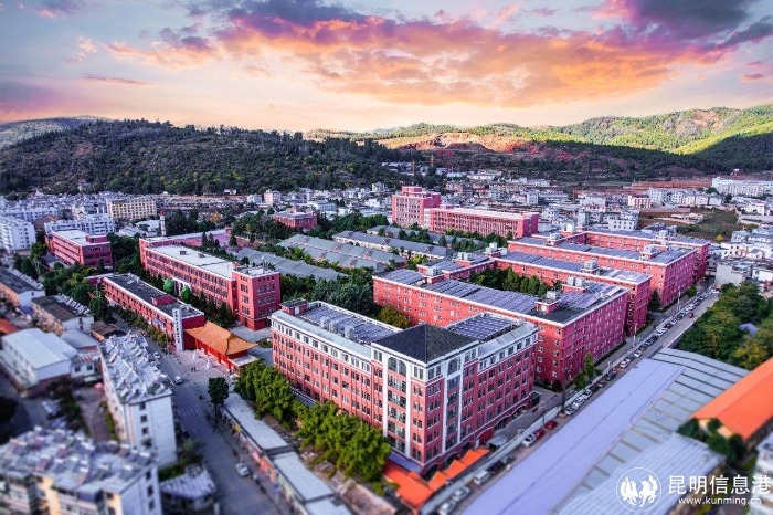 云南民族大学附属中学西山分校2