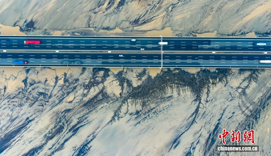 cfda08c4fe5140aab8ef282f54dec21a