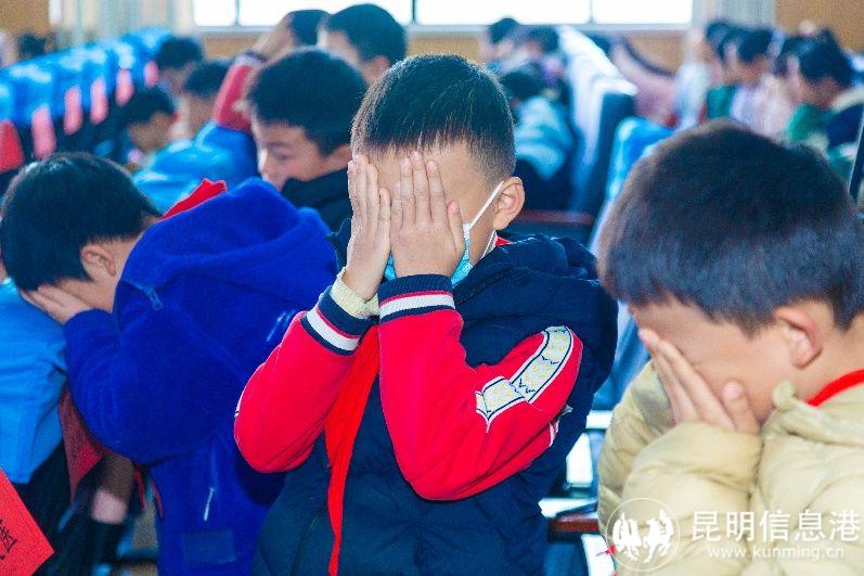 f71bd32dc0a64dc6a593bdebb2bd64af