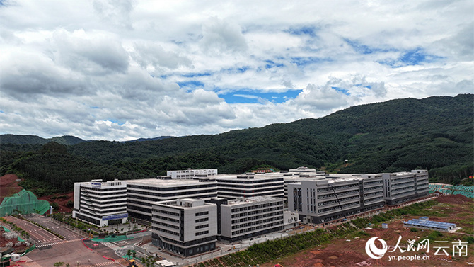 6LOCAL17696468193661TEROLW975