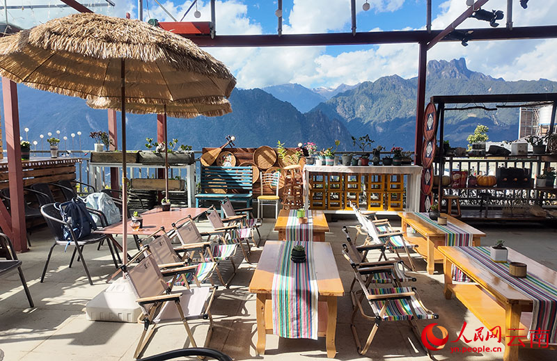 晓慧传习馆新改建的二楼露台。人民网记者 刘怡摄