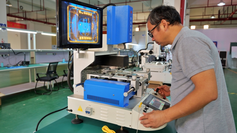 0be5ed7b-306d-4593-afe9-2256448c0244_zsize