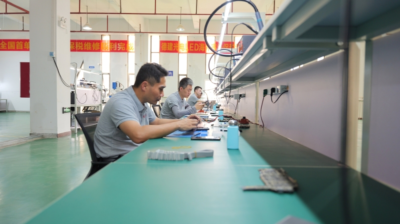 e0ba7f31-b91f-4447-94aa-3d303586da66_zsize