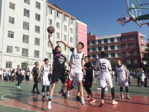 学生篮球赛