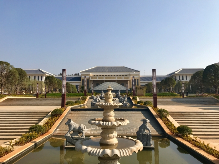 新馆中央水景观