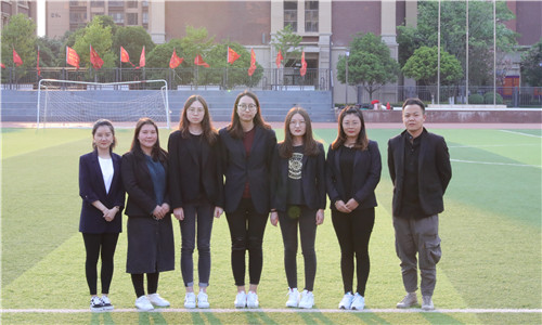 化学教研组 化学教研组