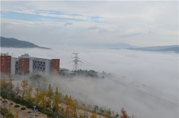 云雾上的绘水苑 云雾上的绘水苑