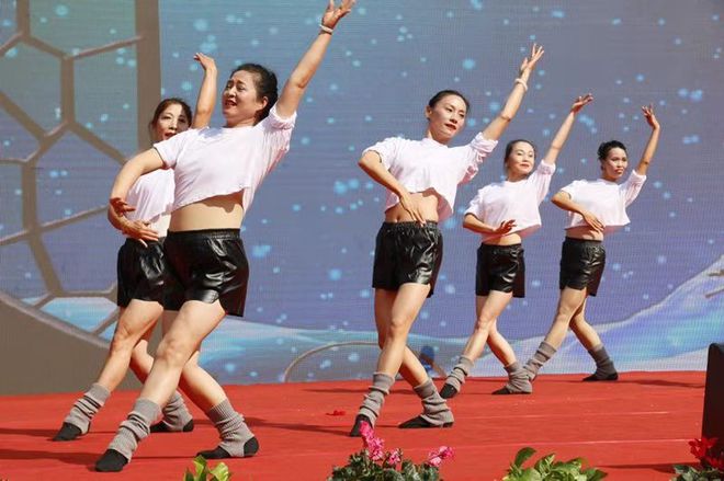 2018春城文化节《冬日舞韵》广场舞大赛闭幕