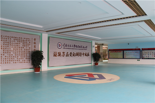 2德育大厅 2德育大厅