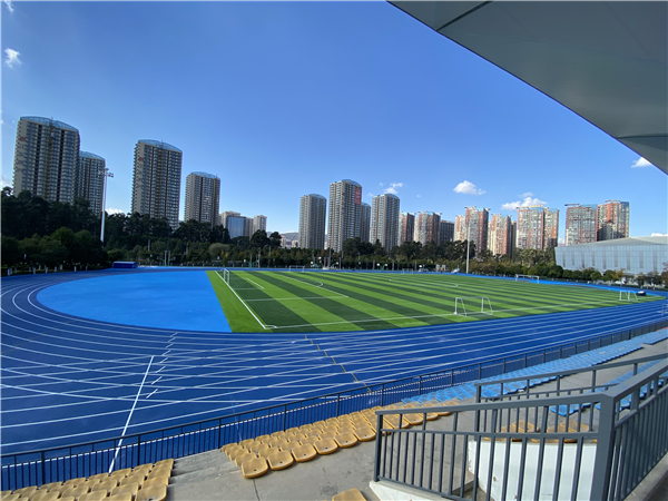 学校操场 学校操场