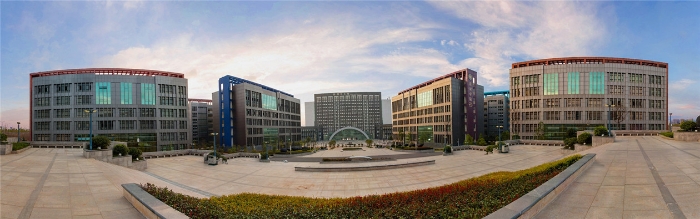 昆明冶金高等专科学校安宁校区风景大门 昆明冶金高等专科学校安宁校区风景大门