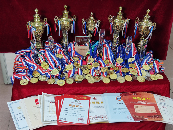 科技教育成果丰硕