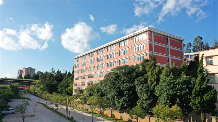 宿舍楼 (2) 宿舍楼 (2)