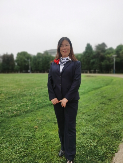 昆九中潘柳老师 昆九中潘柳老师