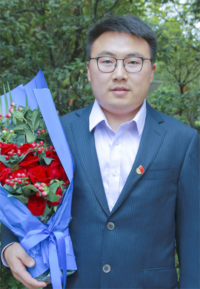 昆九中董绍毅 昆九中董绍毅