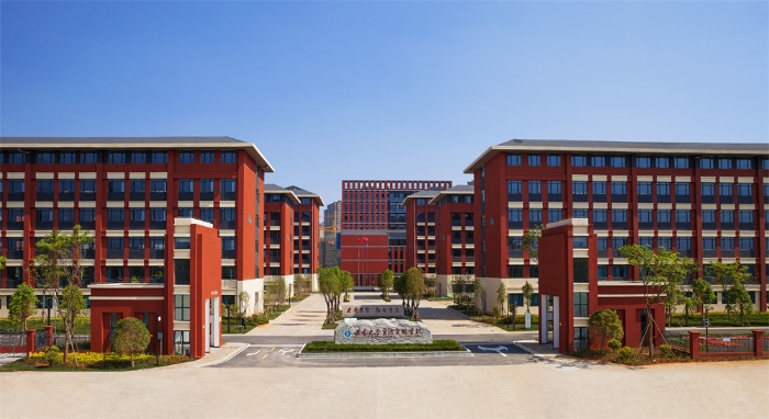 1庄重典雅的近仁广场