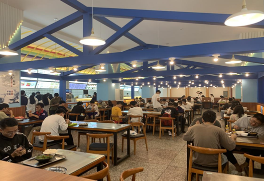 学校风味餐厅