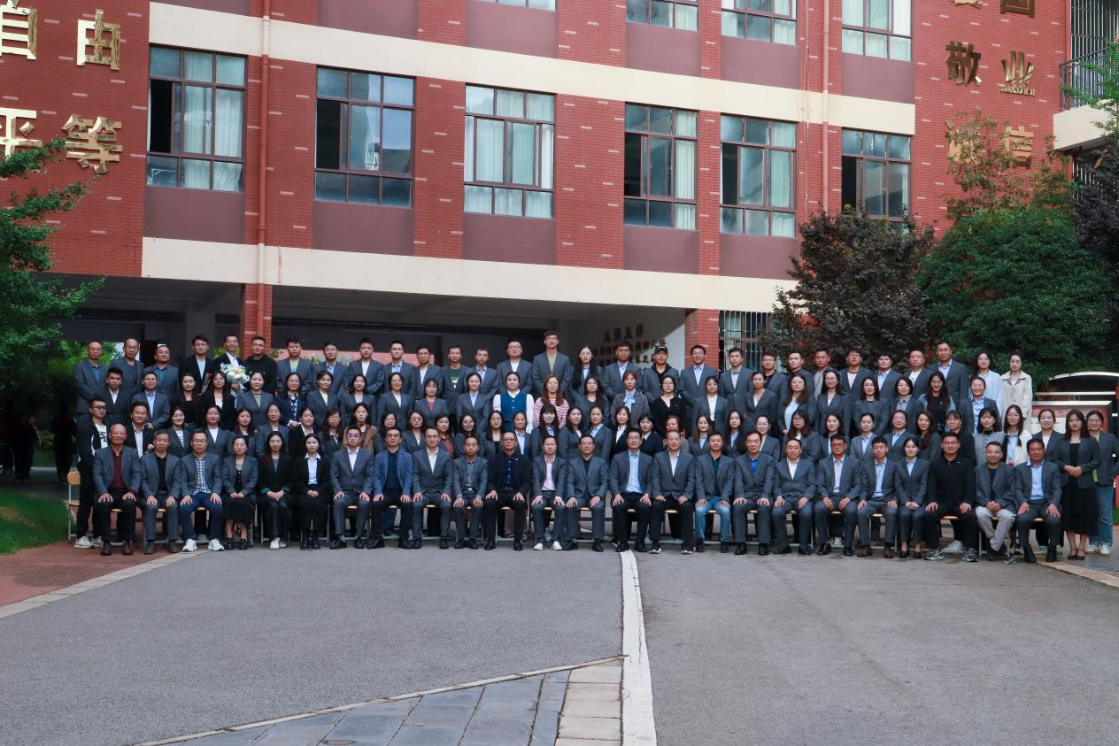 名师执教 爱生如子