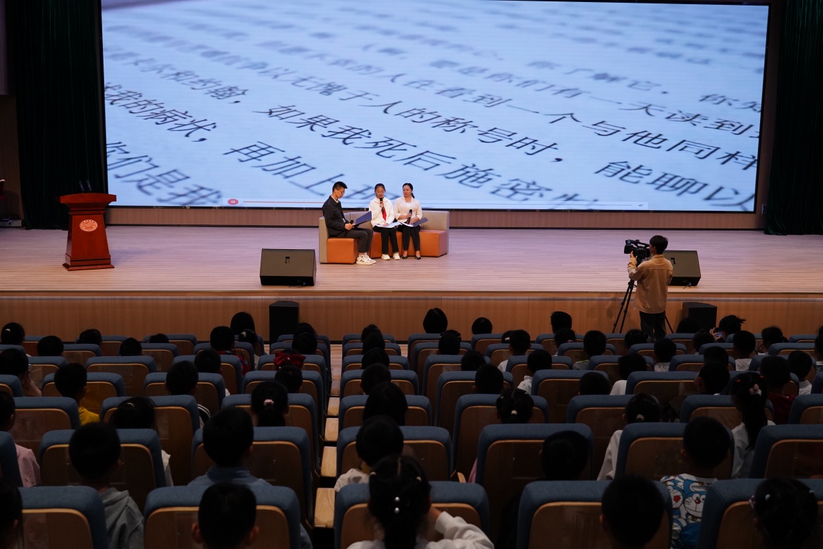 全方位推进“五育并举”