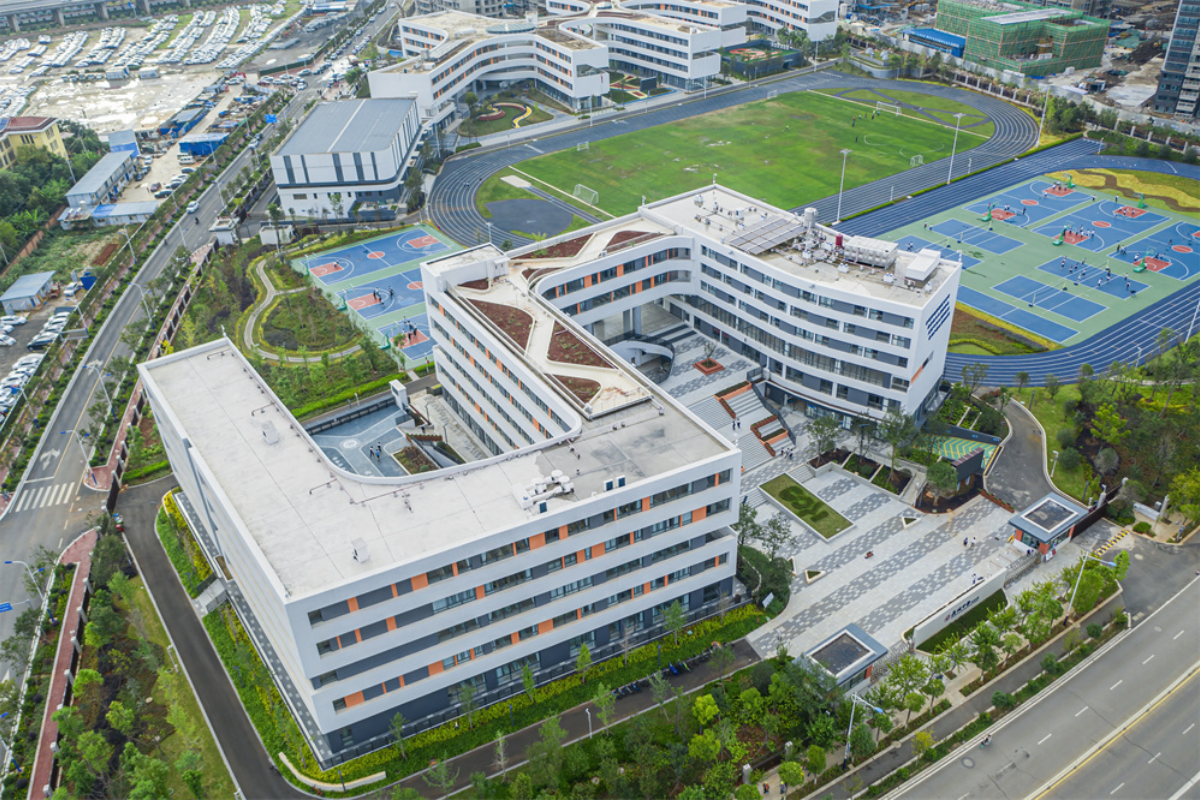 昆明市第八中学长城新城校区