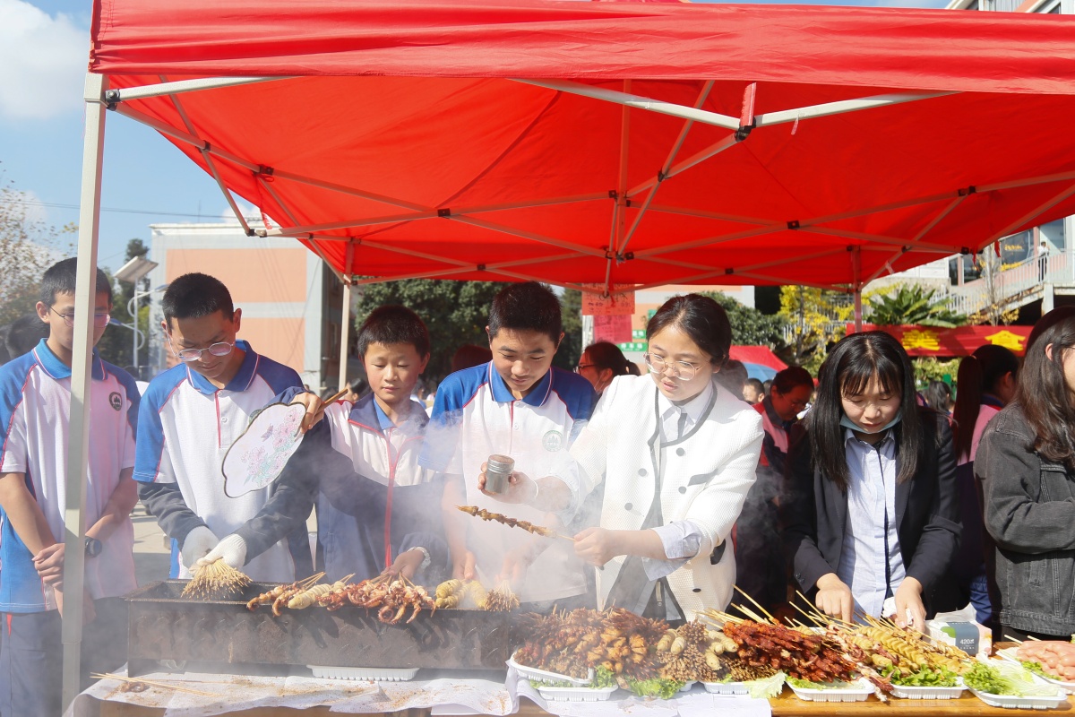 三维课程体系：构建全人发展的成长矩阵