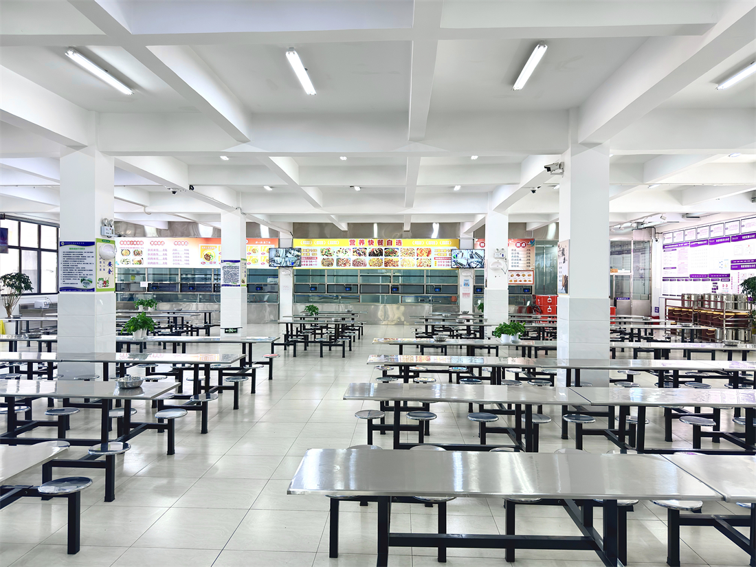 舌尖上的校园，温暖里的食堂