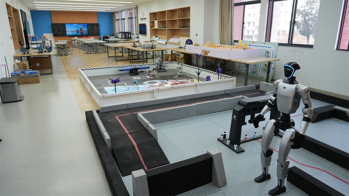 智能机器人实验室_副本