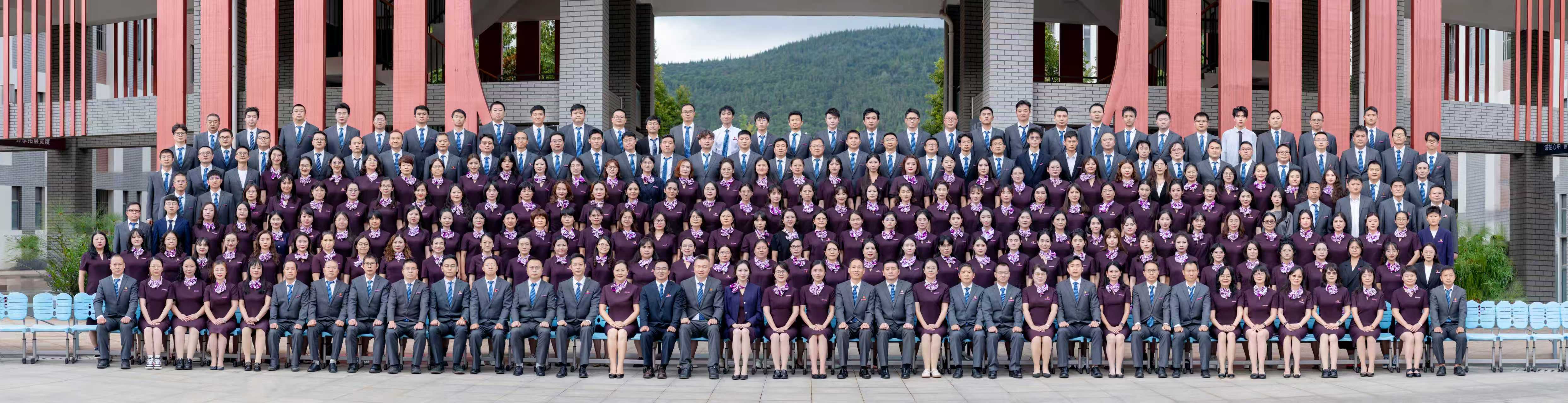 名师荟萃 师资雄厚