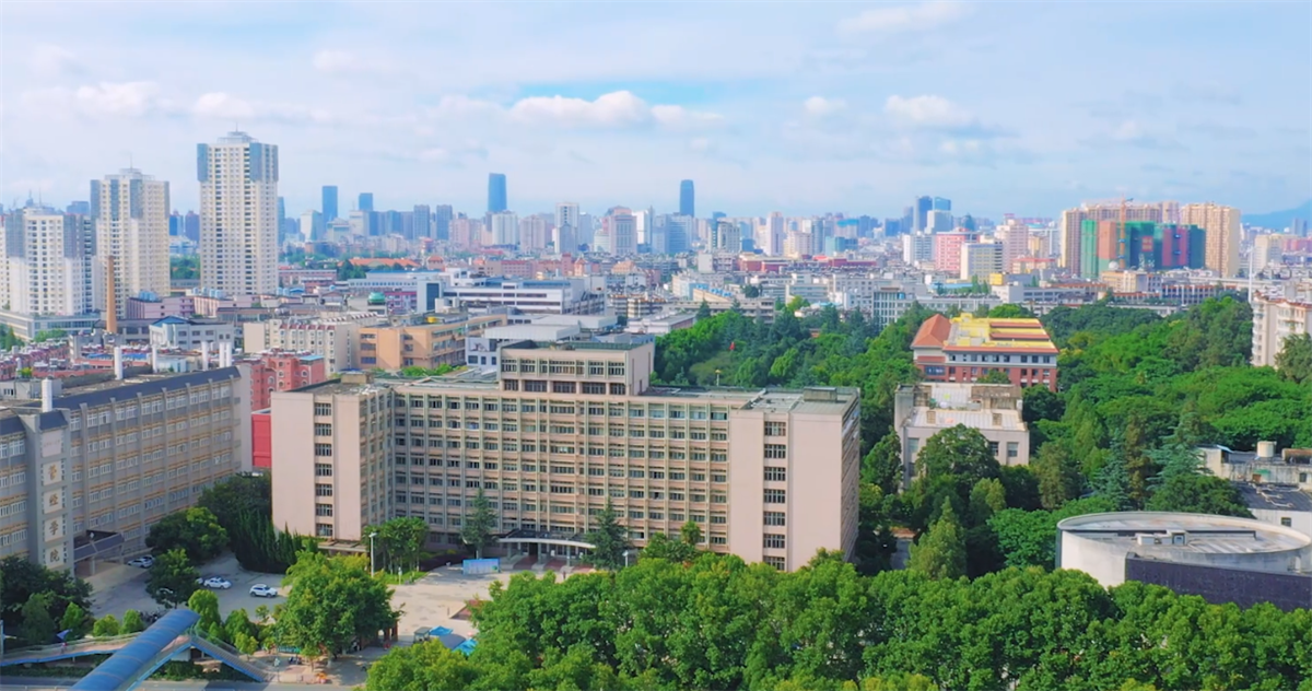 养浩然正气  树科学精神  育创新人才