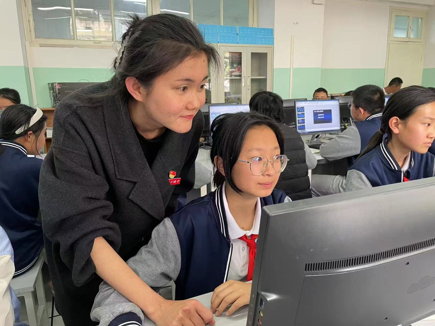 5b593eac57876a597132a78e52a3f2ef