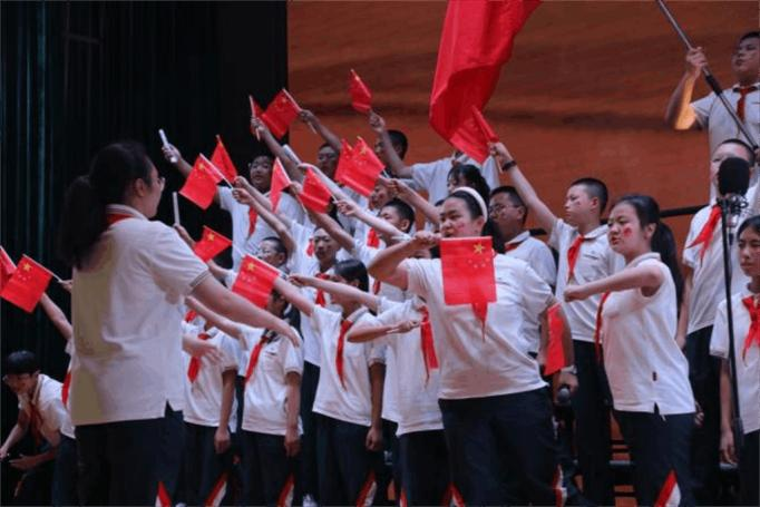 育美润心  乐享校园